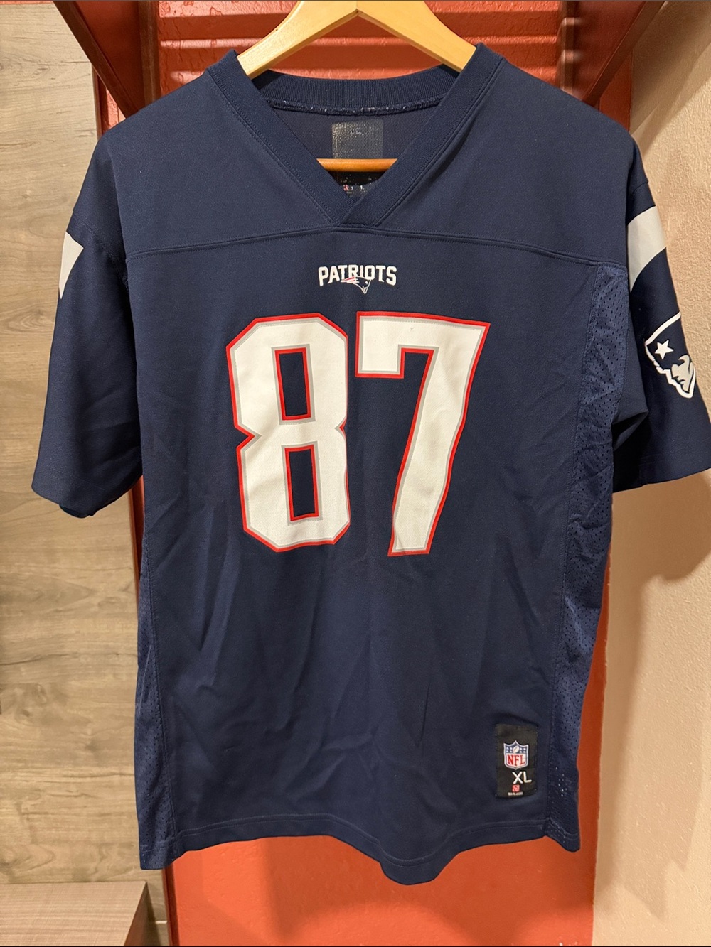 N. E. Patriots Gronk Jersey Kids XL